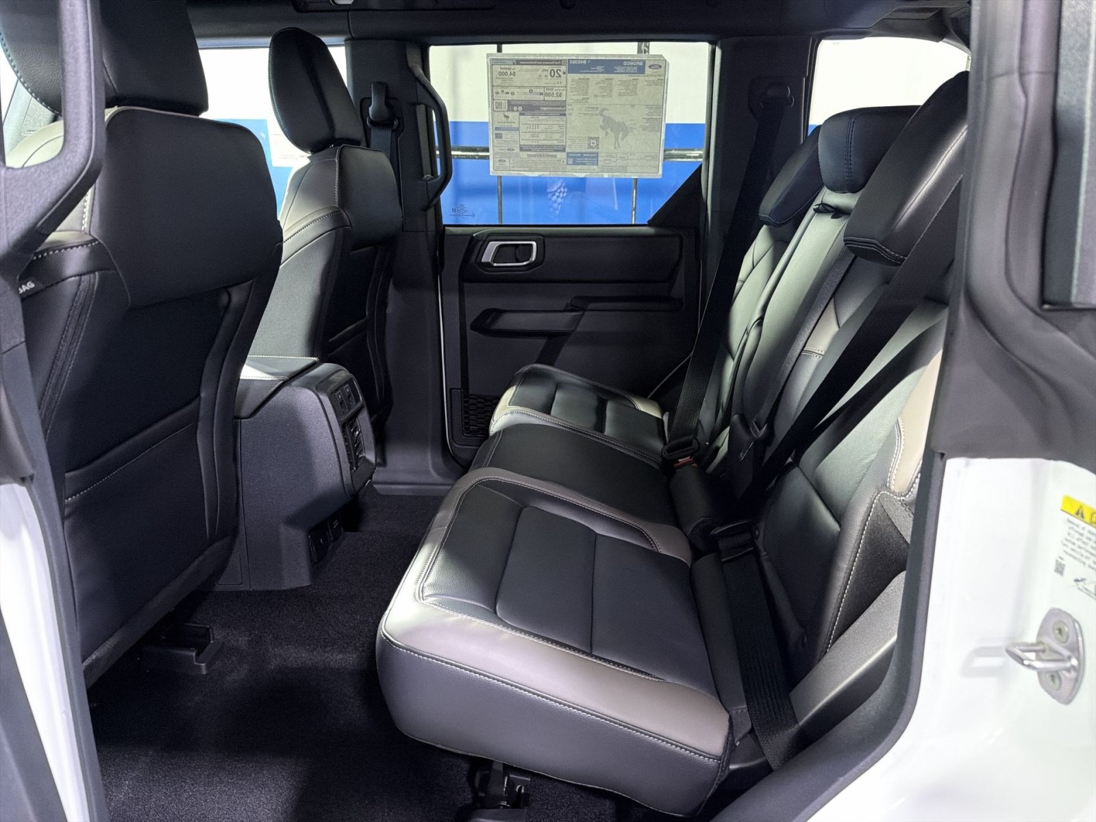 New 2026 Ford Bronco Outer Banks AWD/4WD image 30