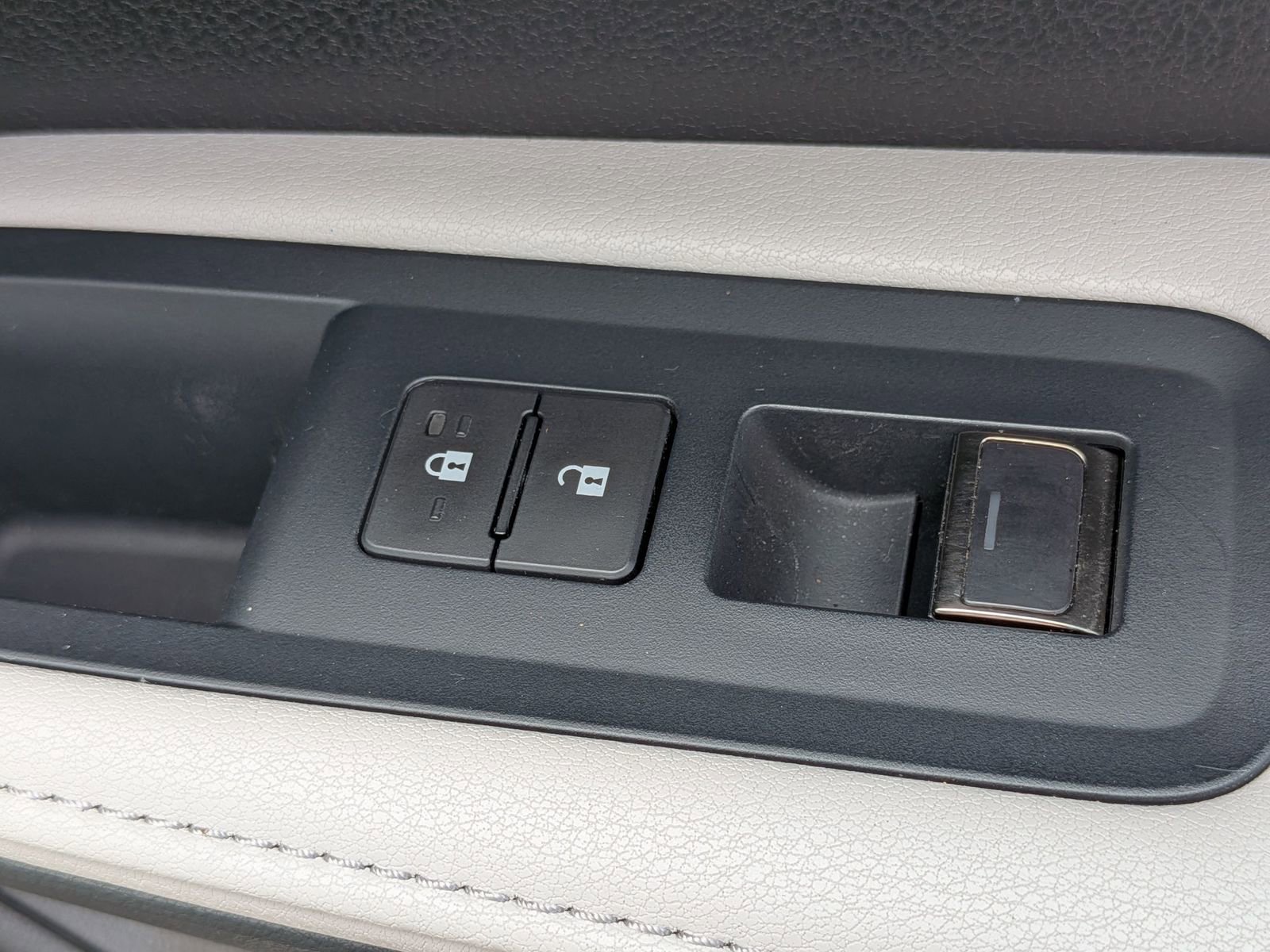 Used 2024 Lexus RX 350 Premium w/ Convenience Package image 37