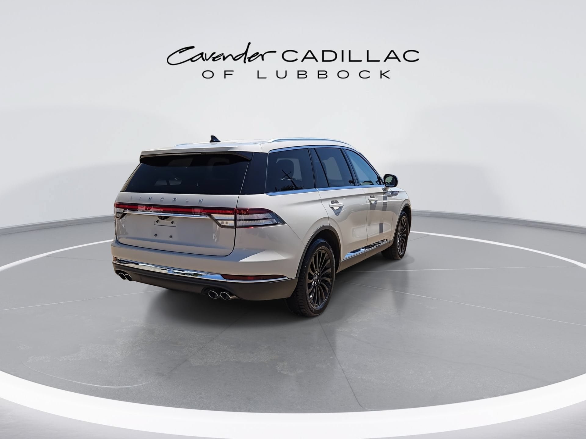 Used 2023 Lincoln Aviator 2WD w/ Premium Package image 8