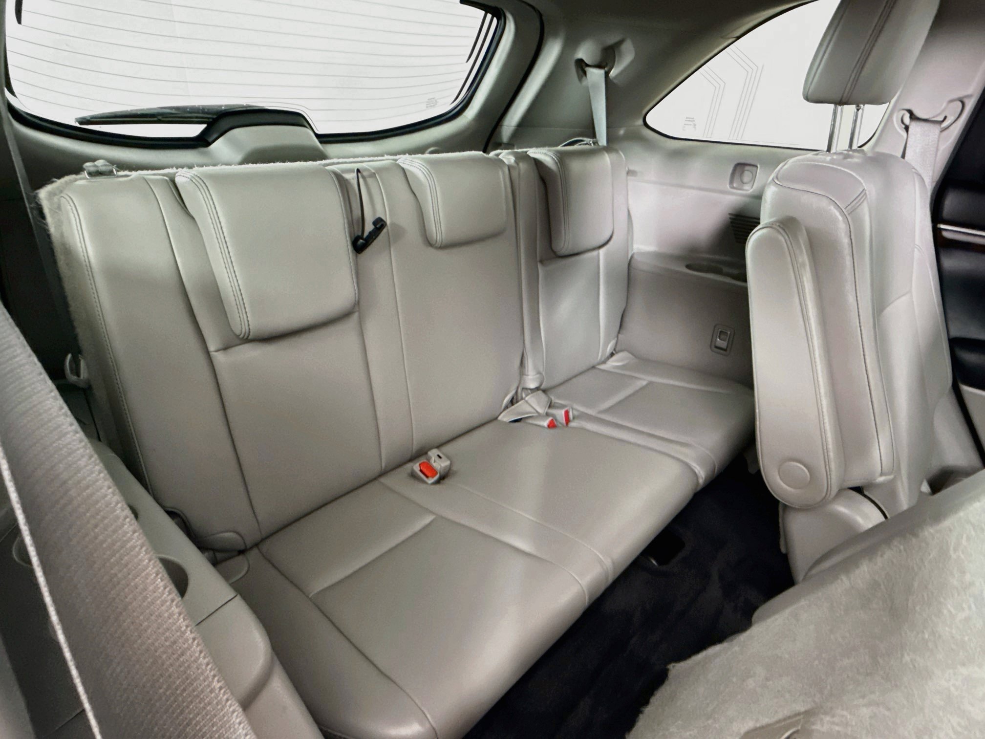 Used 2014 Toyota Highlander Limited AWD/4WD image 30