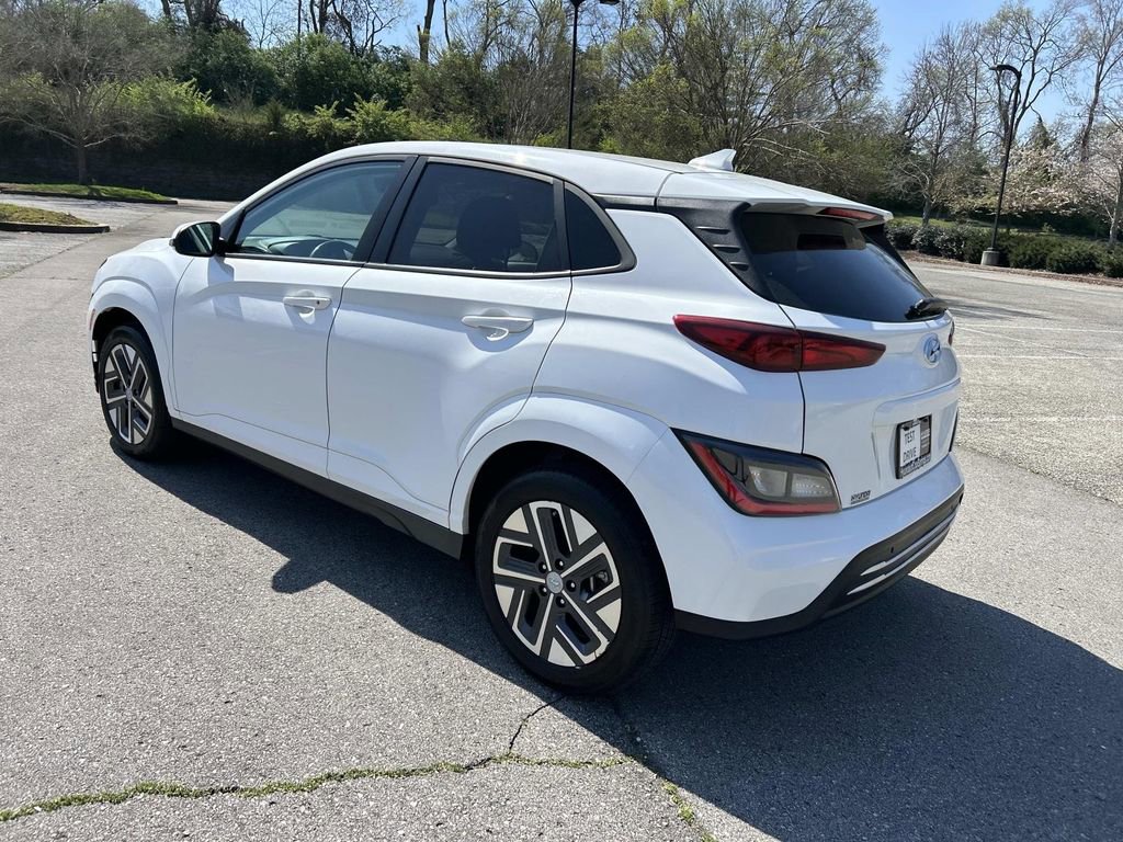 Certified 2023 Hyundai Kona SEL FWD image 5