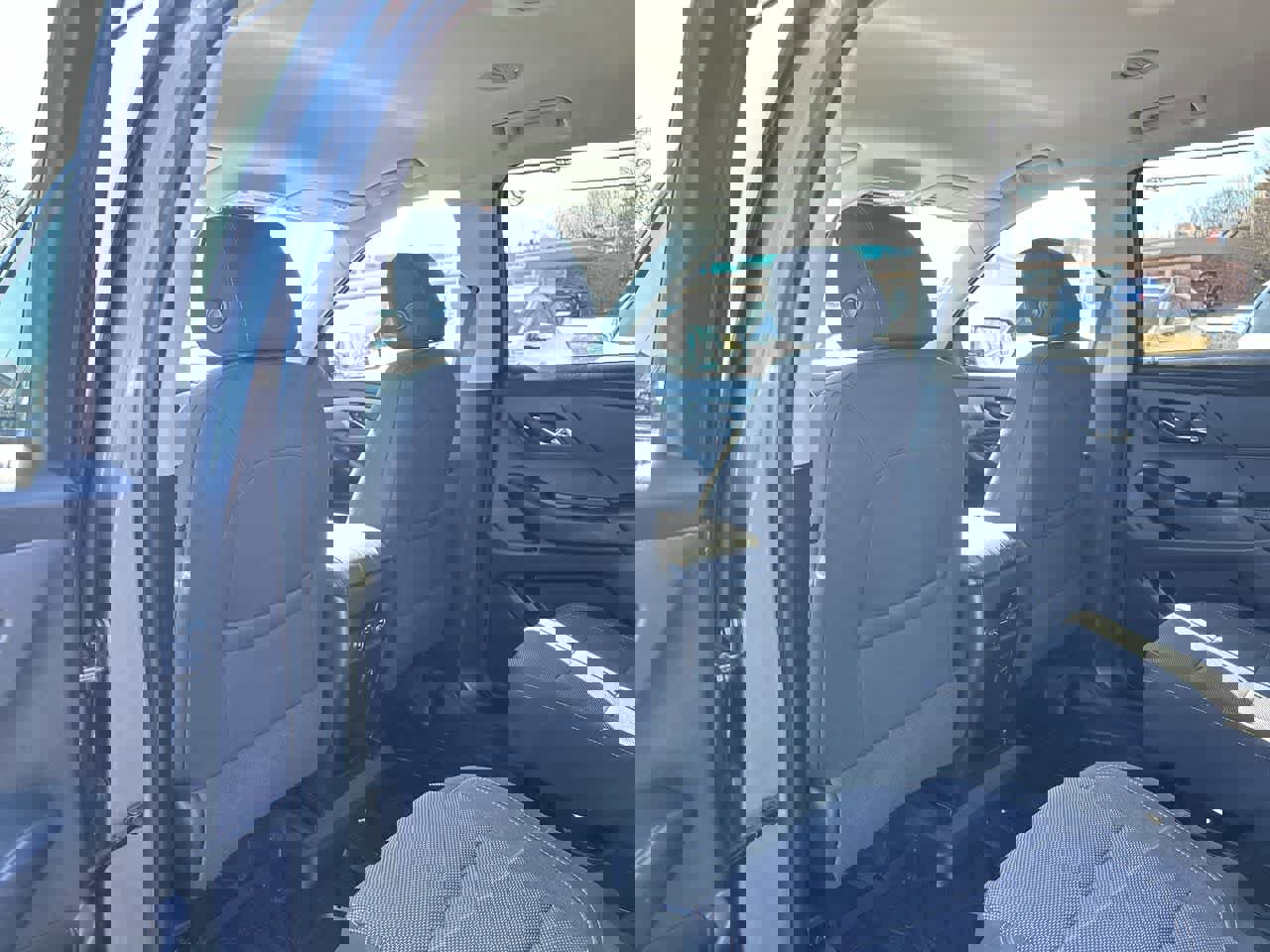 Used 2019 Chevrolet Traverse LT image 23