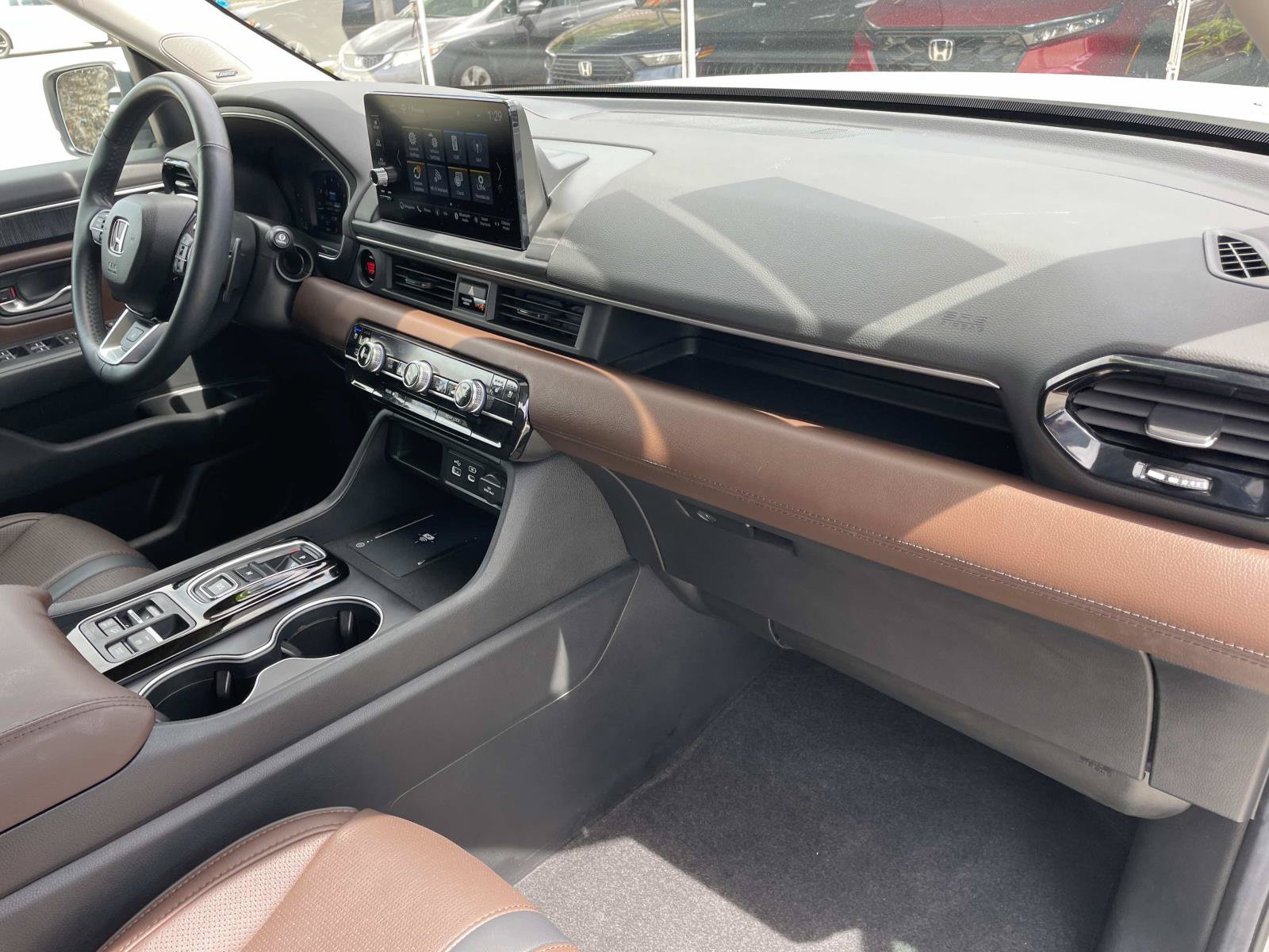 Certified 2025 Honda Pilot Elite image 27
