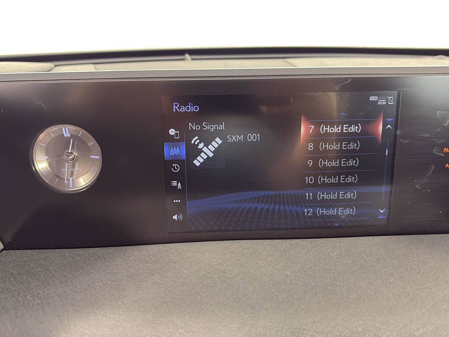 Used 2020 Lexus UX 250h w/ Premium Package AWD/4WD image 27
