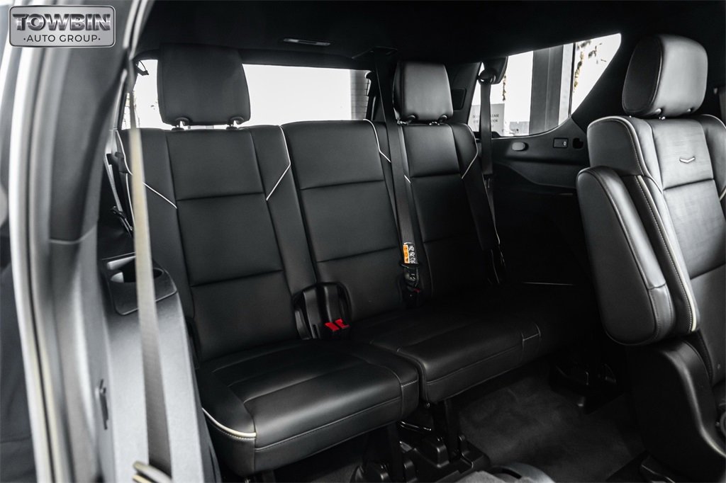 Used 2025 Cadillac Escalade Premium Luxury image 47