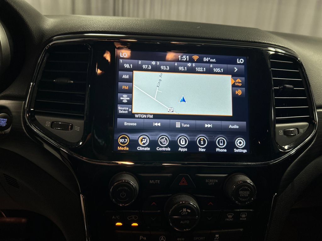 Used 2022 Jeep Grand Cherokee Laredo X AWD/4WD image 17
