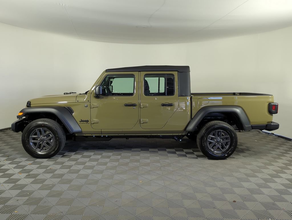 New 2026 Jeep Gladiator Sport AWD/4WD image 8