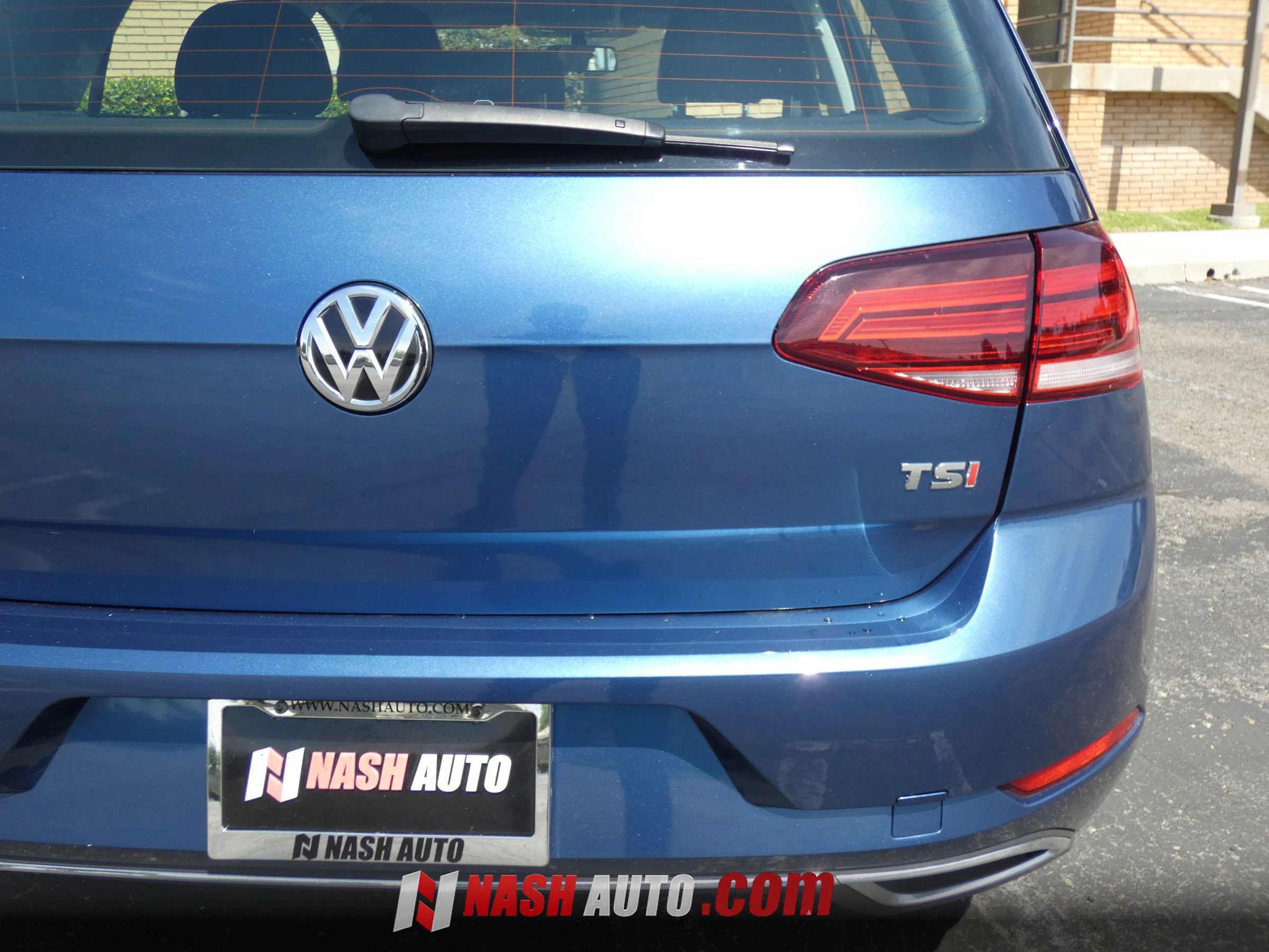 Used 2018 Volkswagen Golf S FWD image 9