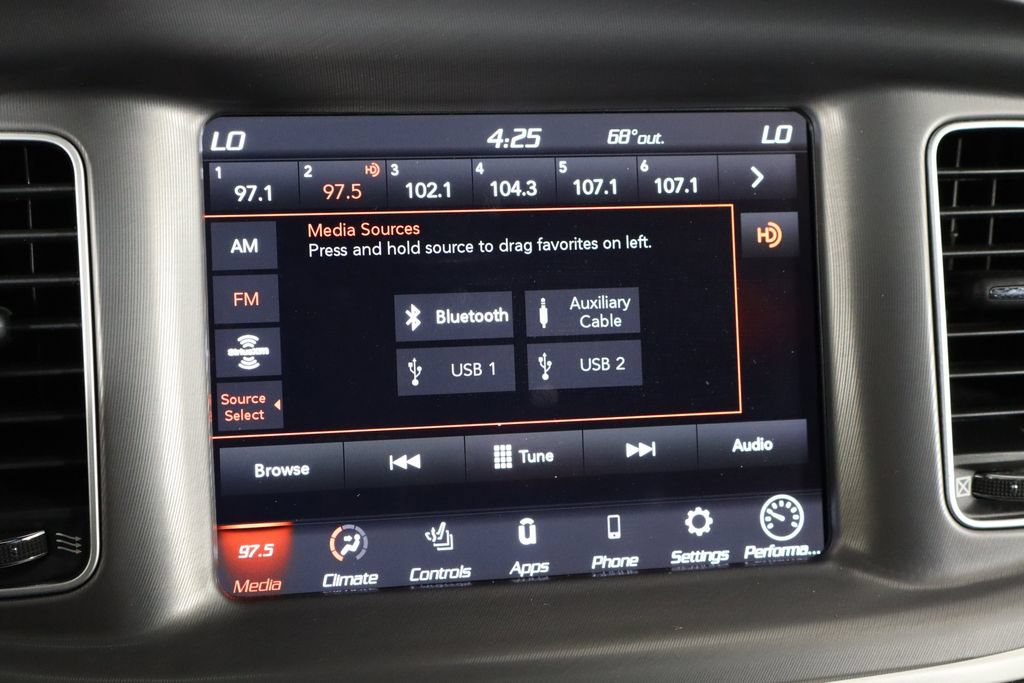 Used 2022 Dodge Charger Scat Pack w/ Dynamics Package RWD image 32