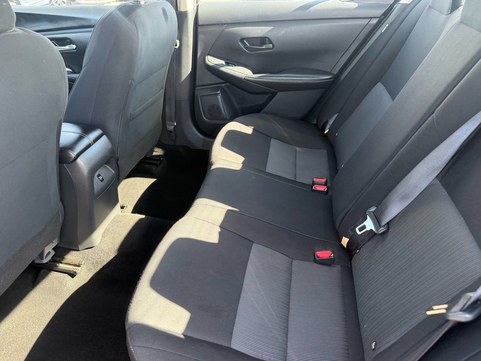 Used 2025 Nissan Sentra SV FWD image 27