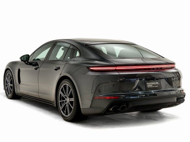Certified 2025 Porsche Panamera 4 image 3