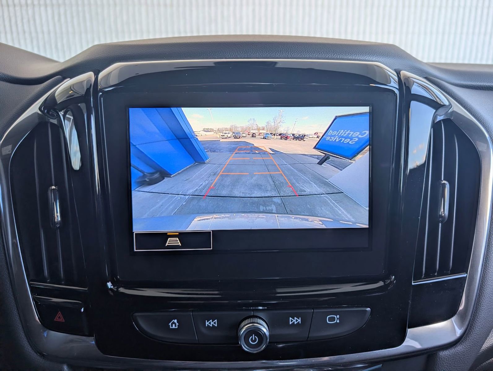 Used 2023 Chevrolet Traverse LT w/ LPO, Floor Liner Package image 19