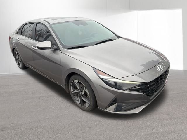 Used 2023 Hyundai Elantra Limited image 5