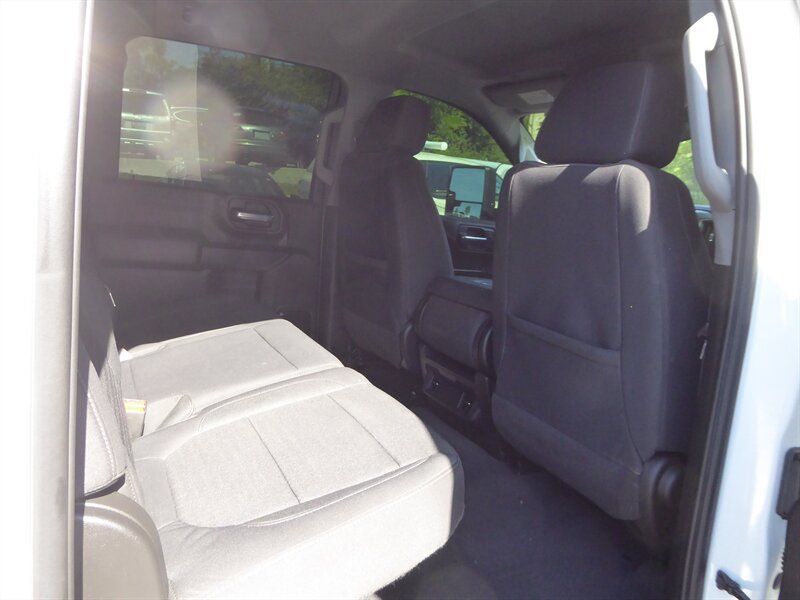 Used 2023 Chevrolet Silverado 2500 LT AWD/4WD image 29