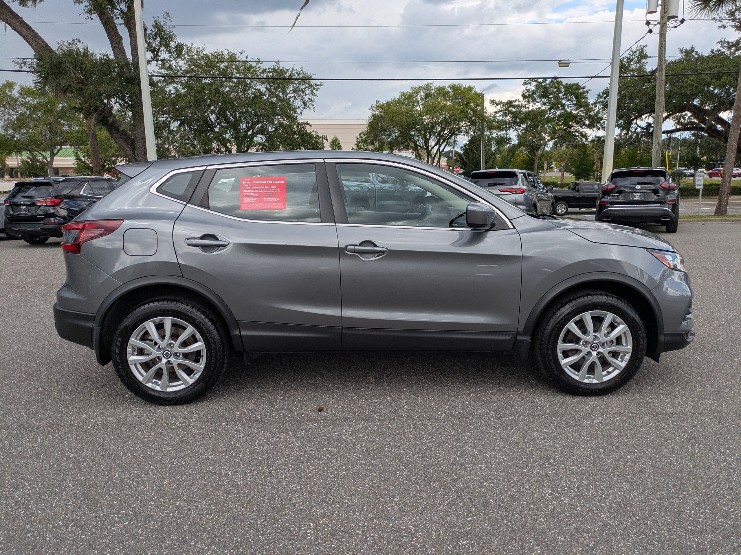 Certified 2021 Nissan Rogue Sport S FWD image 3