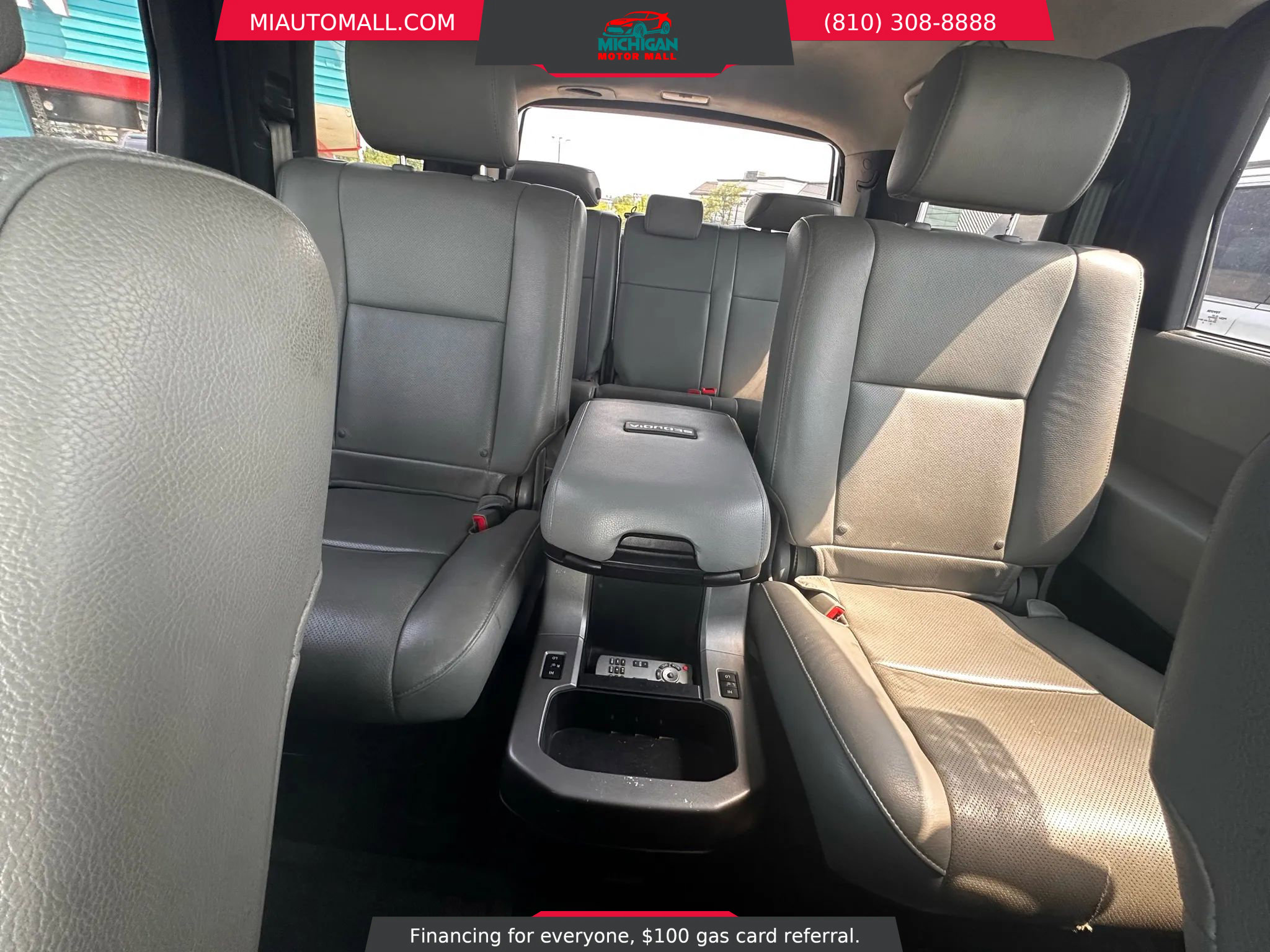 Used 2015 Toyota Sequoia Platinum image 23