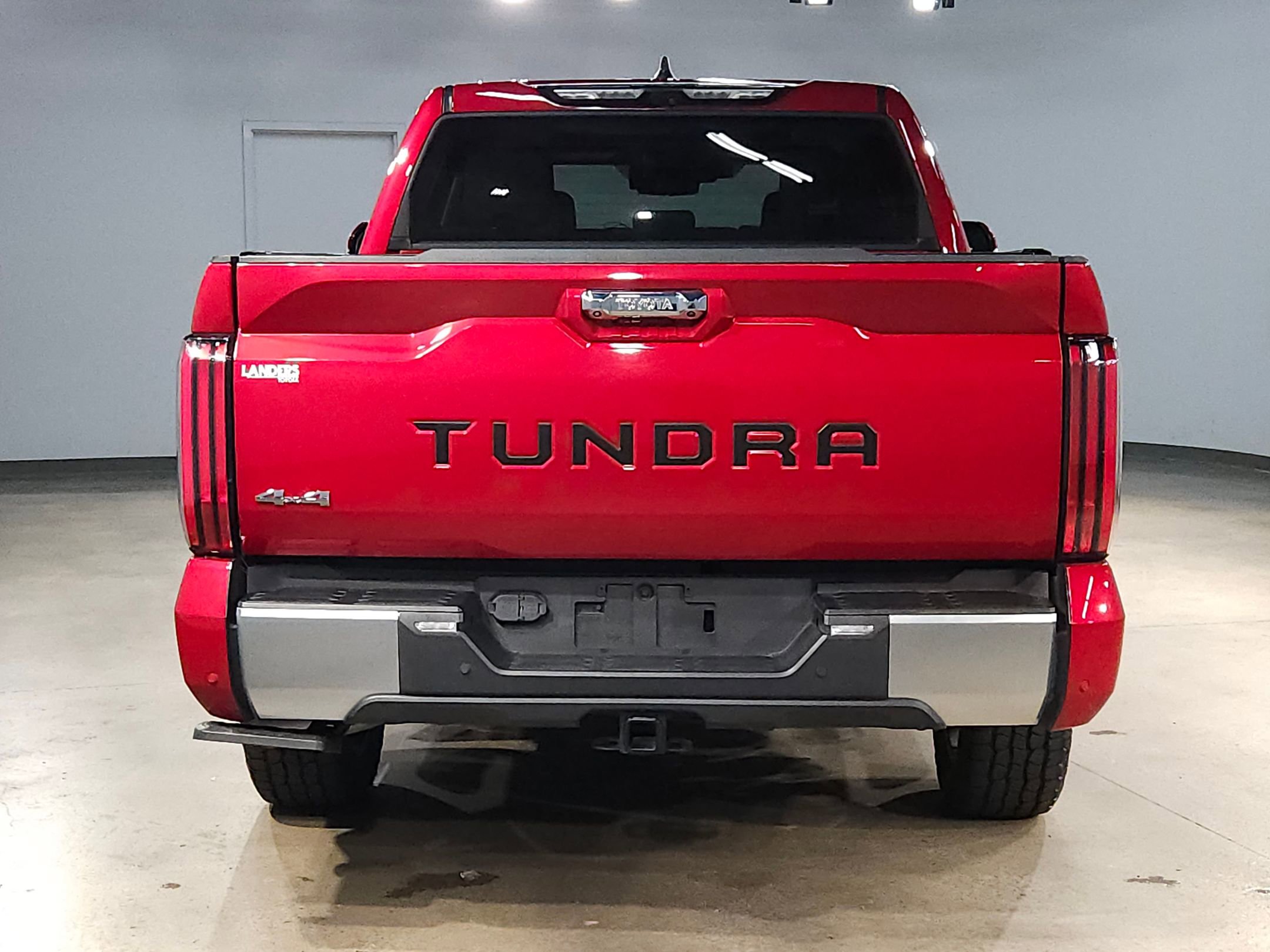 Used 2024 Toyota Tundra Limited image 6