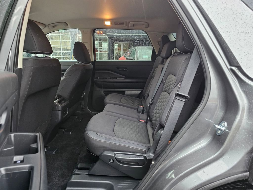Certified 2024 Nissan Pathfinder S image 13