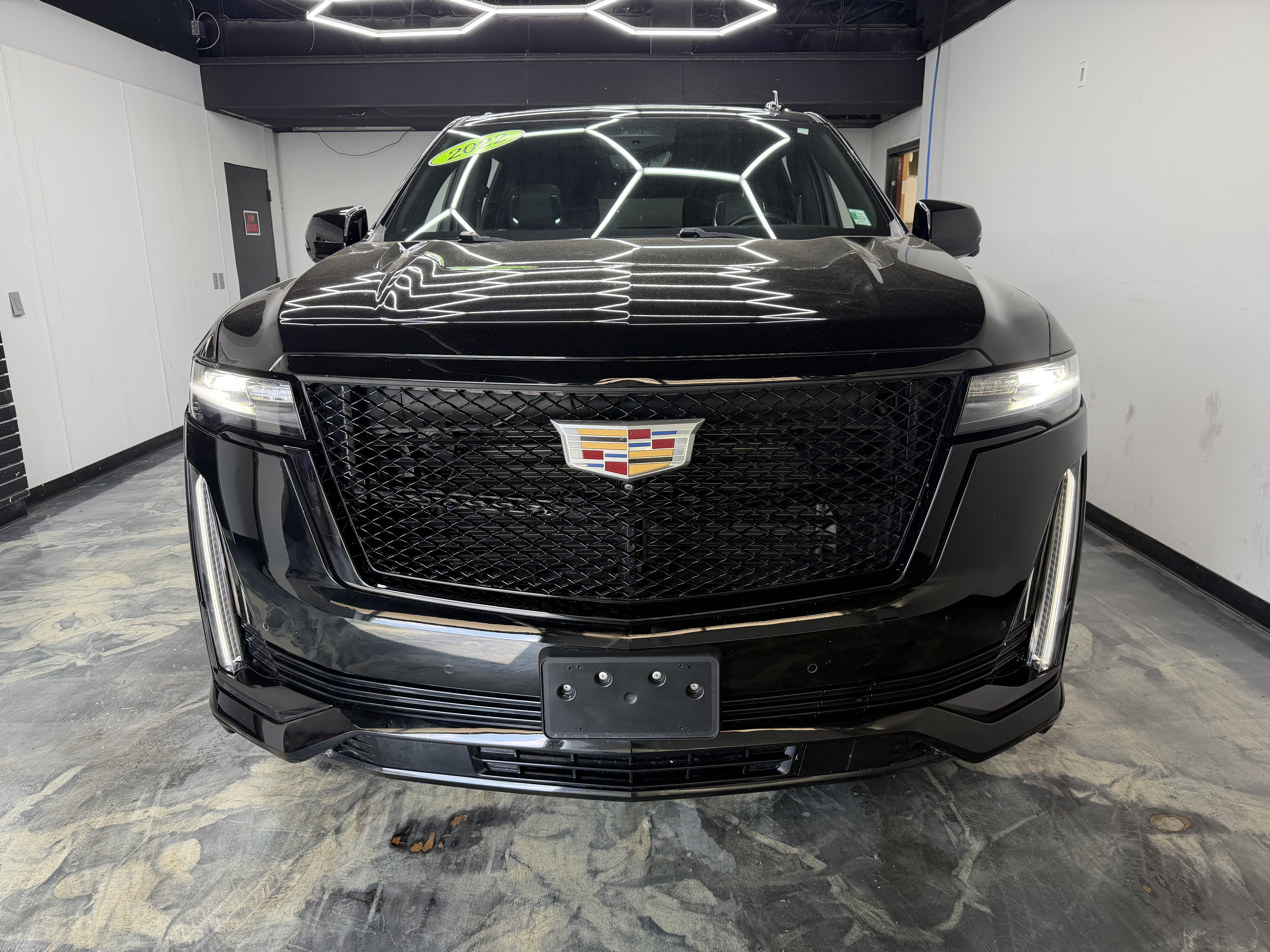 Used 2022 Cadillac Escalade ESV Sport w/ Touring Package AWD/4WD image 8