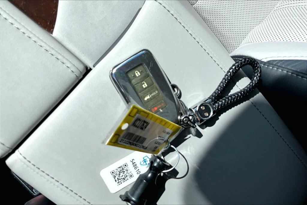 Used 2019 Lexus RX 350 FWD w/ Navigation Package image 14