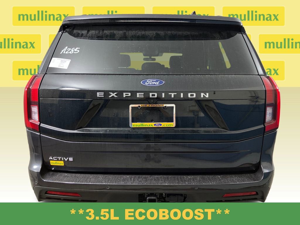 New 2026 Ford Expedition Active image 8