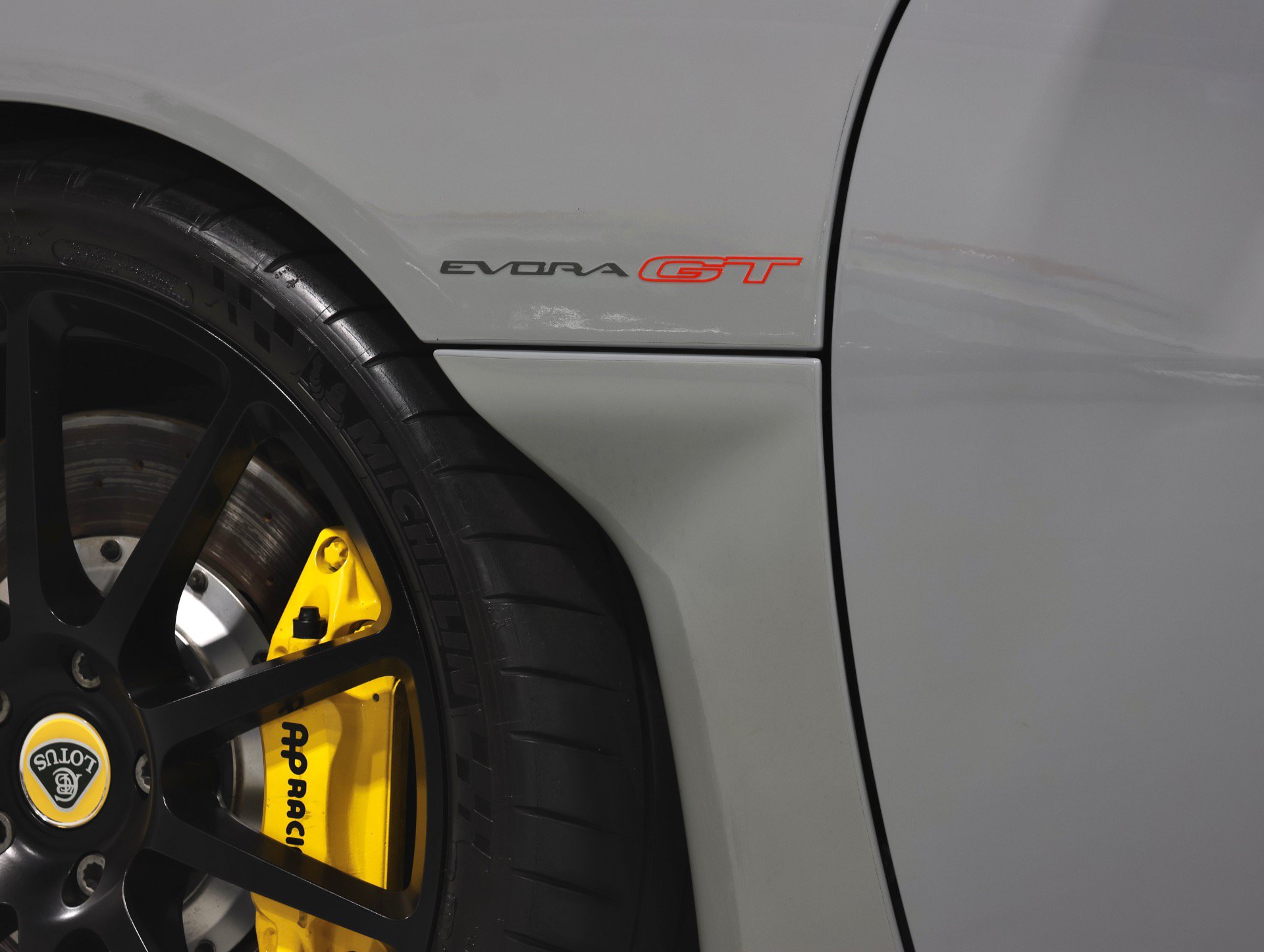 Used 2020 Lotus Evora RWD image 27