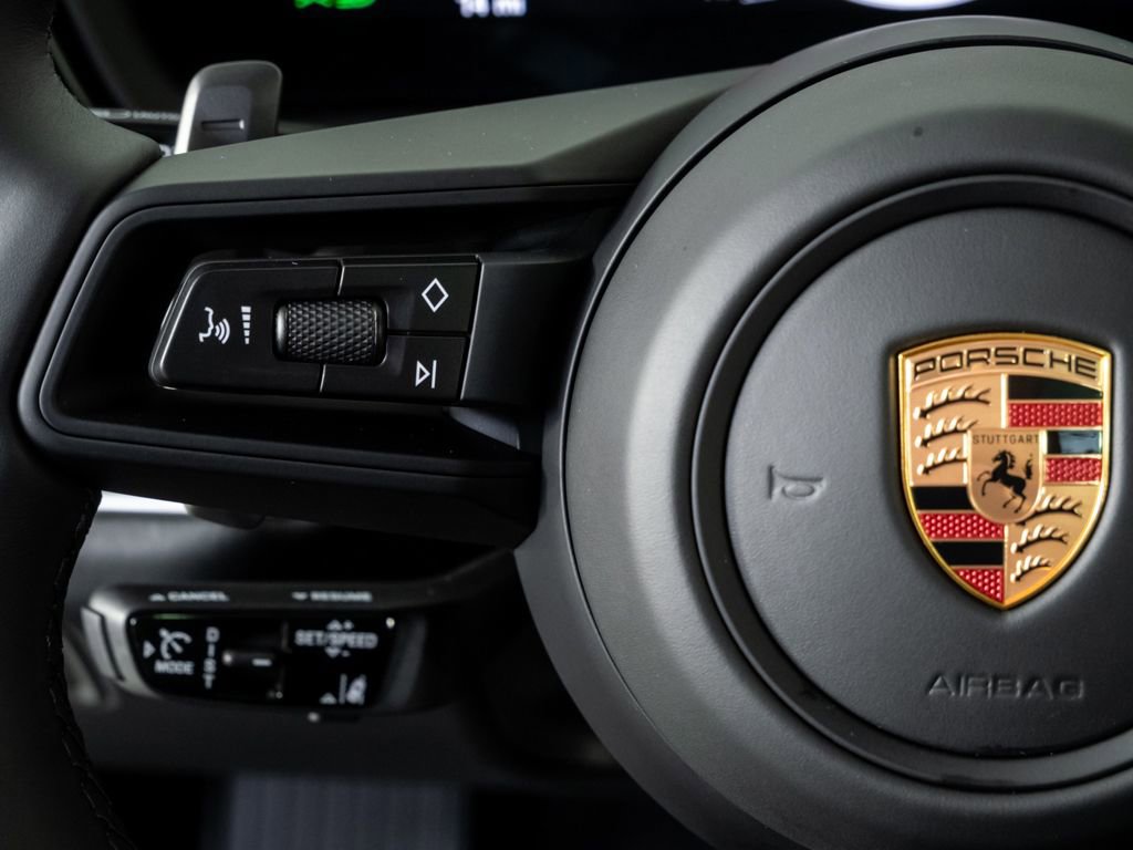 New 2026 Porsche Cayenne Coupe AWD/4WD image 10