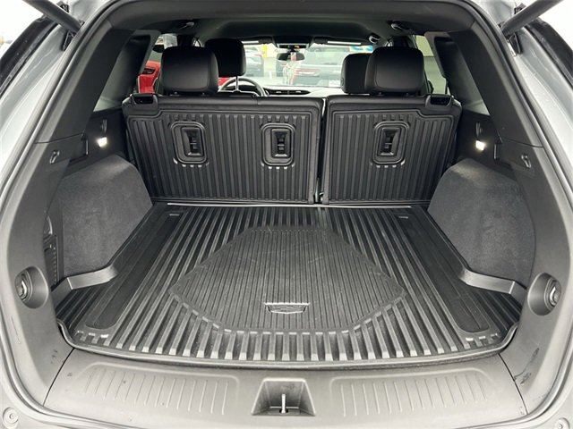 Certified 2025 Cadillac XT5 Luxury w/ LPO, Floor Liner Package image 18