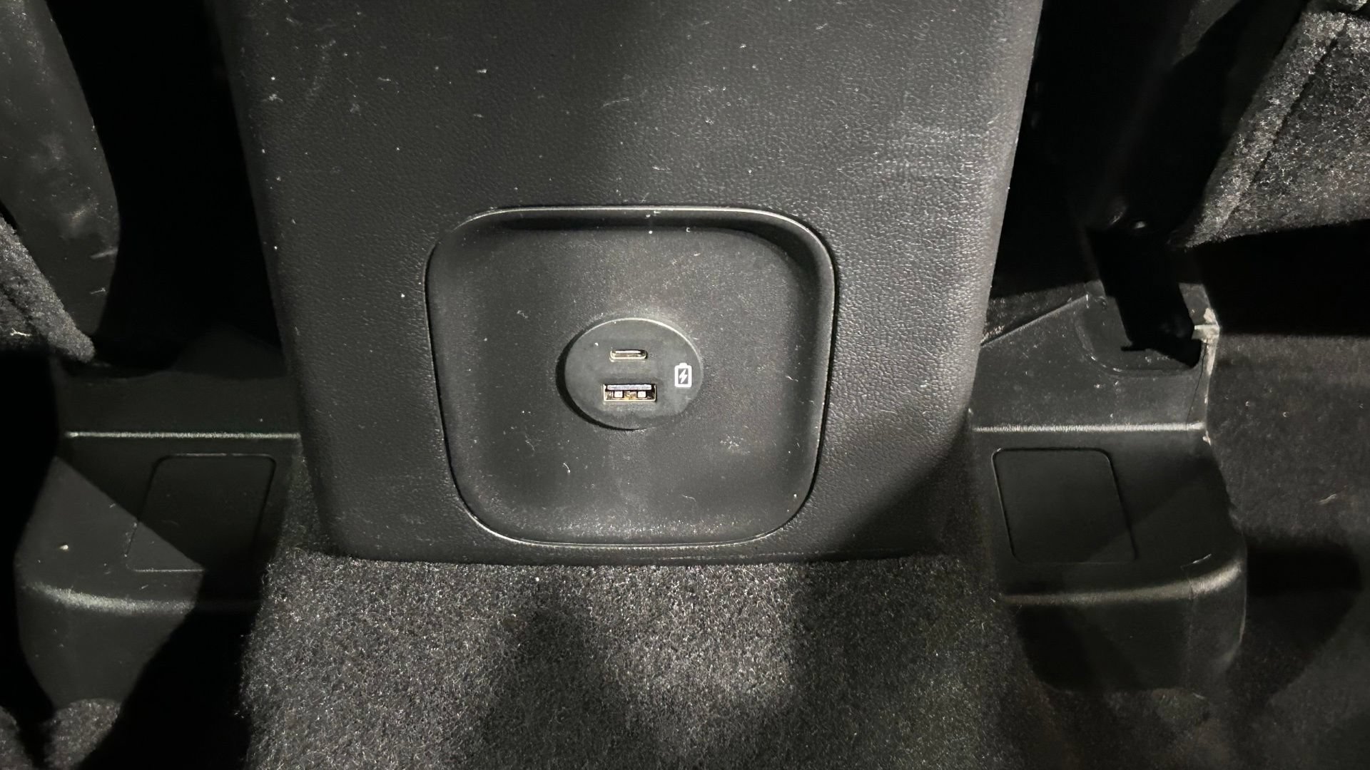 Used 2022 Ford Escape SE w/ Cold Weather Package FWD image 75