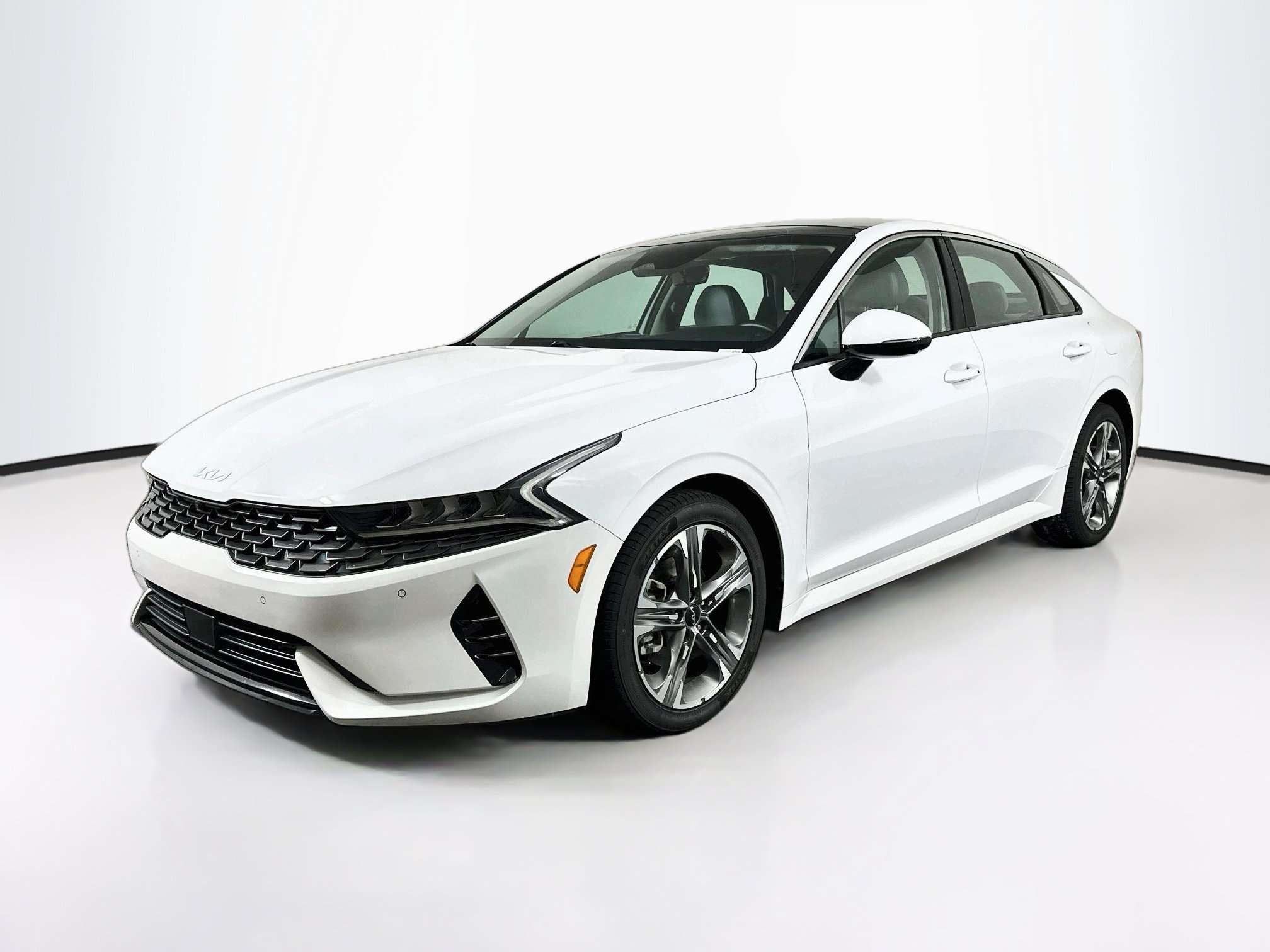 Used 2024 Kia K5 EX w/ EX Premium Package FWD image 3