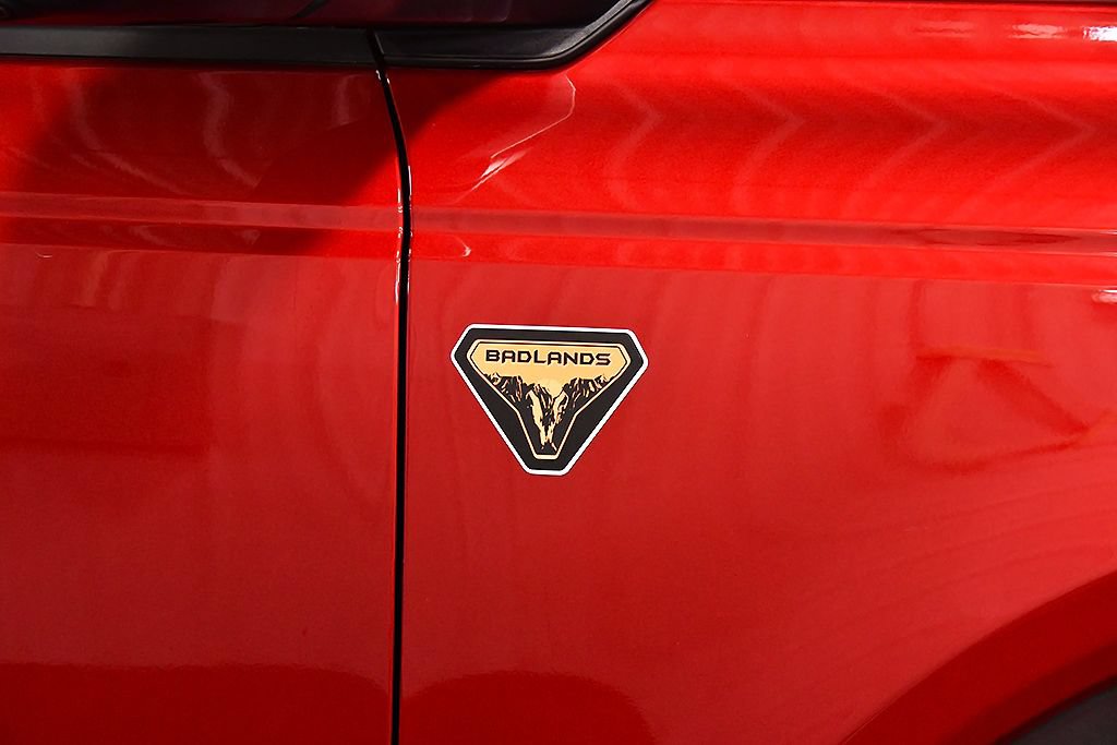 Used 2025 Ford Bronco Badlands AWD/4WD image 11