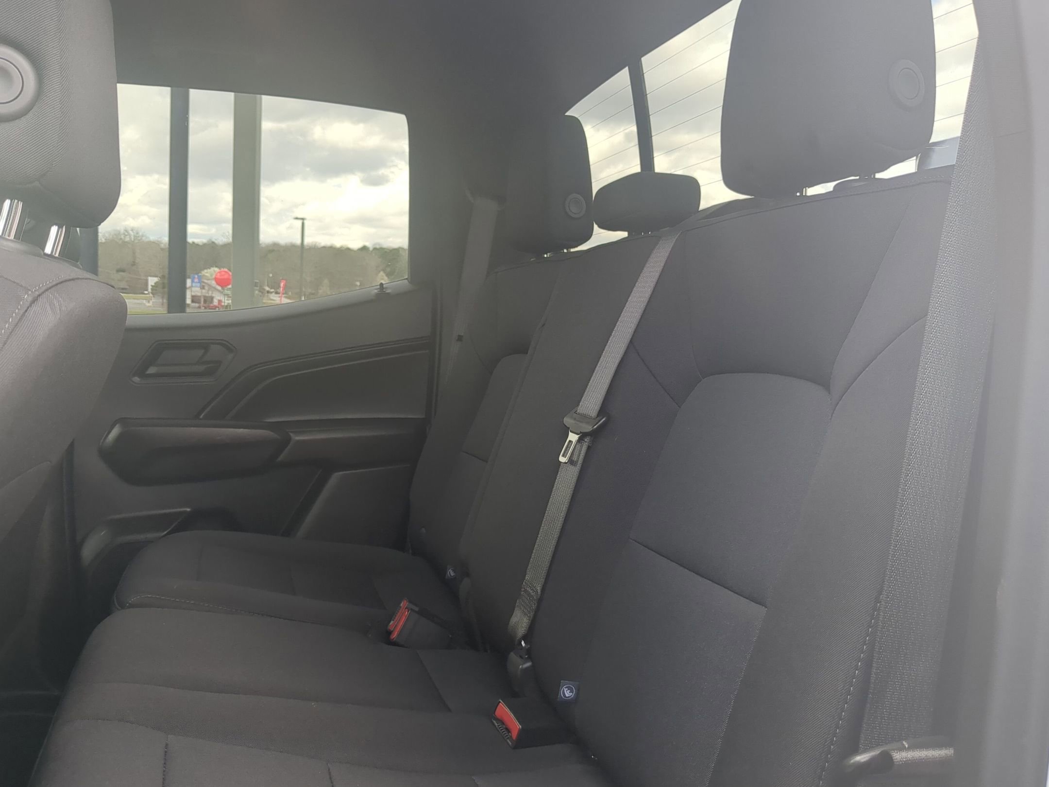 Used 2024 Chevrolet Colorado Trail Boss w/ Technology Package image 24