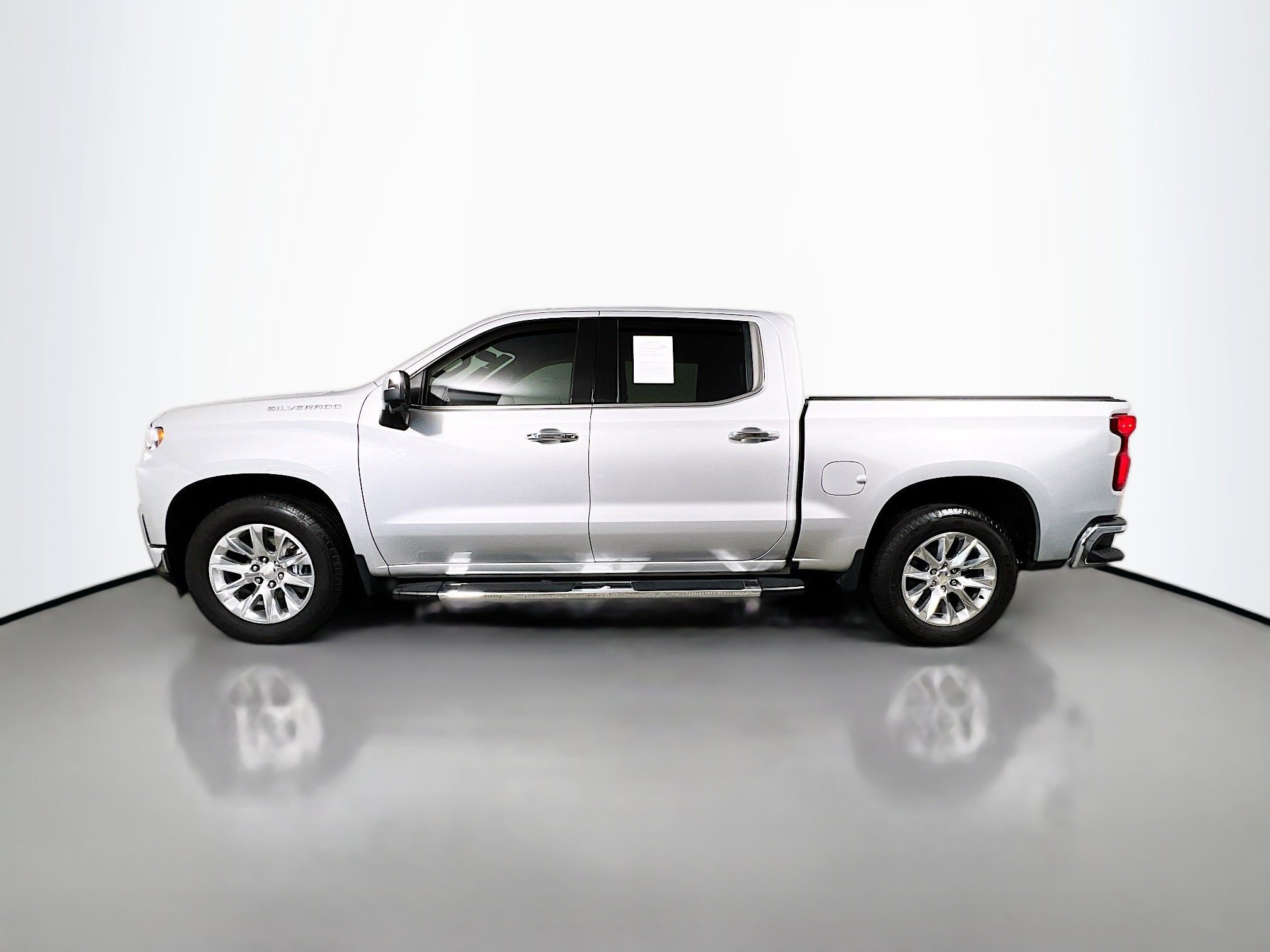 Used 2021 Chevrolet Silverado 1500 LTZ RWD image 9