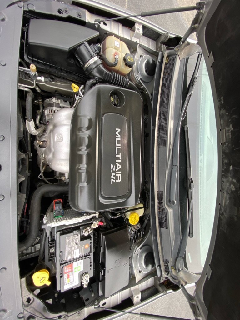 Used 2017 Chrysler 200 Limited Platinum FWD image 39