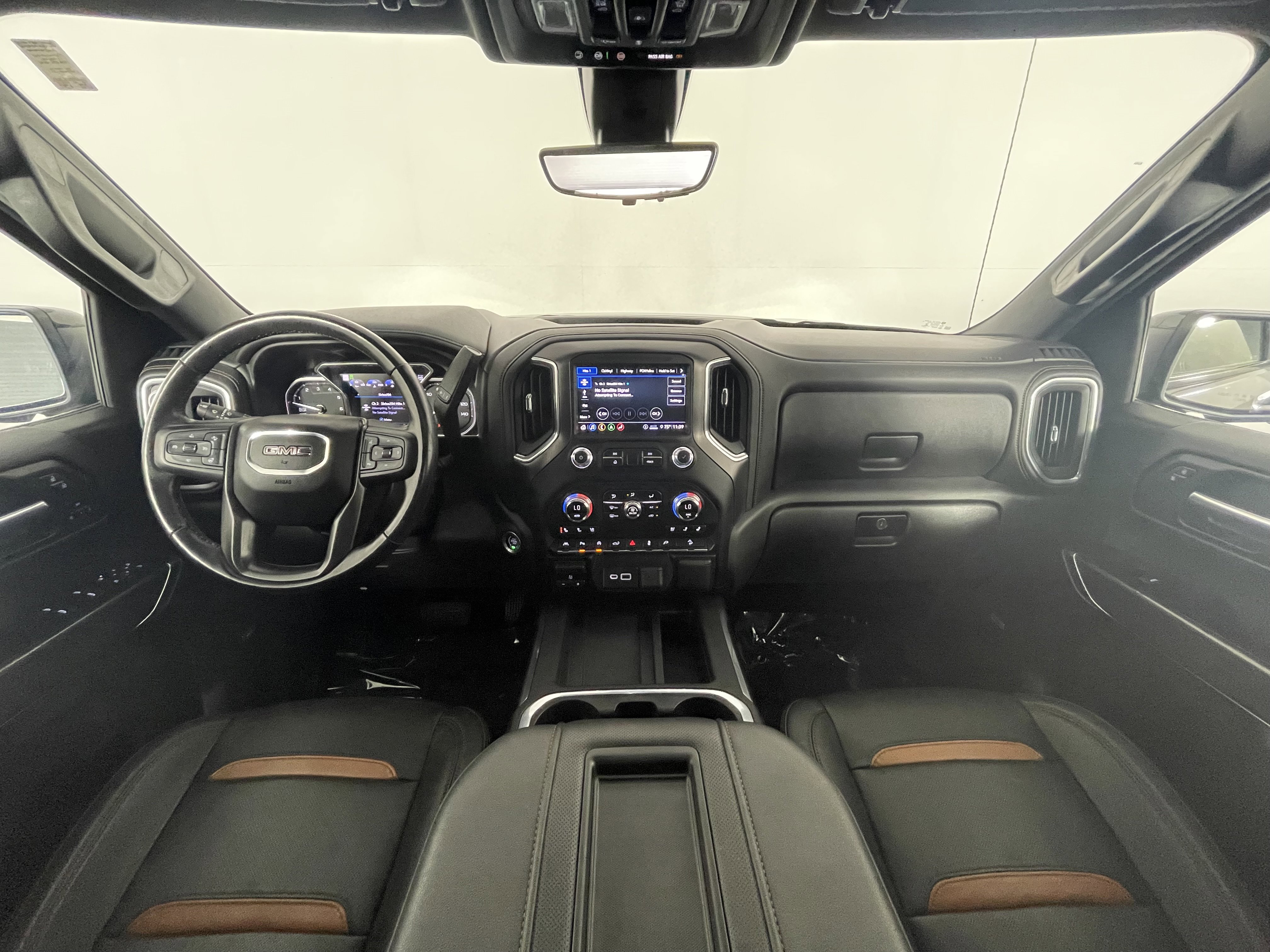 Used 2020 GMC Sierra 1500 AT4 w/ AT4 Premium Package image 11