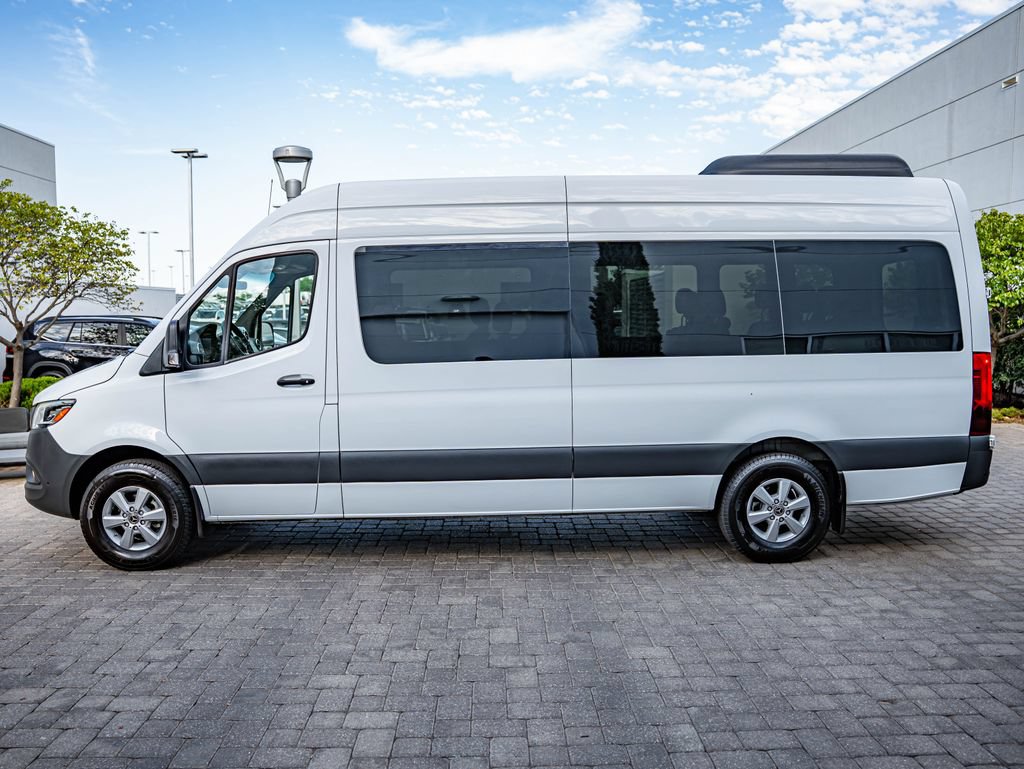 Used 2023 Mercedes-Benz Sprinter 2500 image 8
