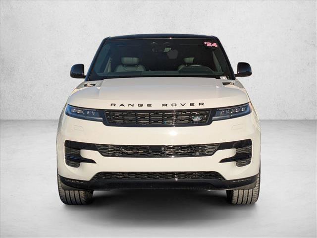 Used 2024 Land Rover Range Rover Sport SE image 2