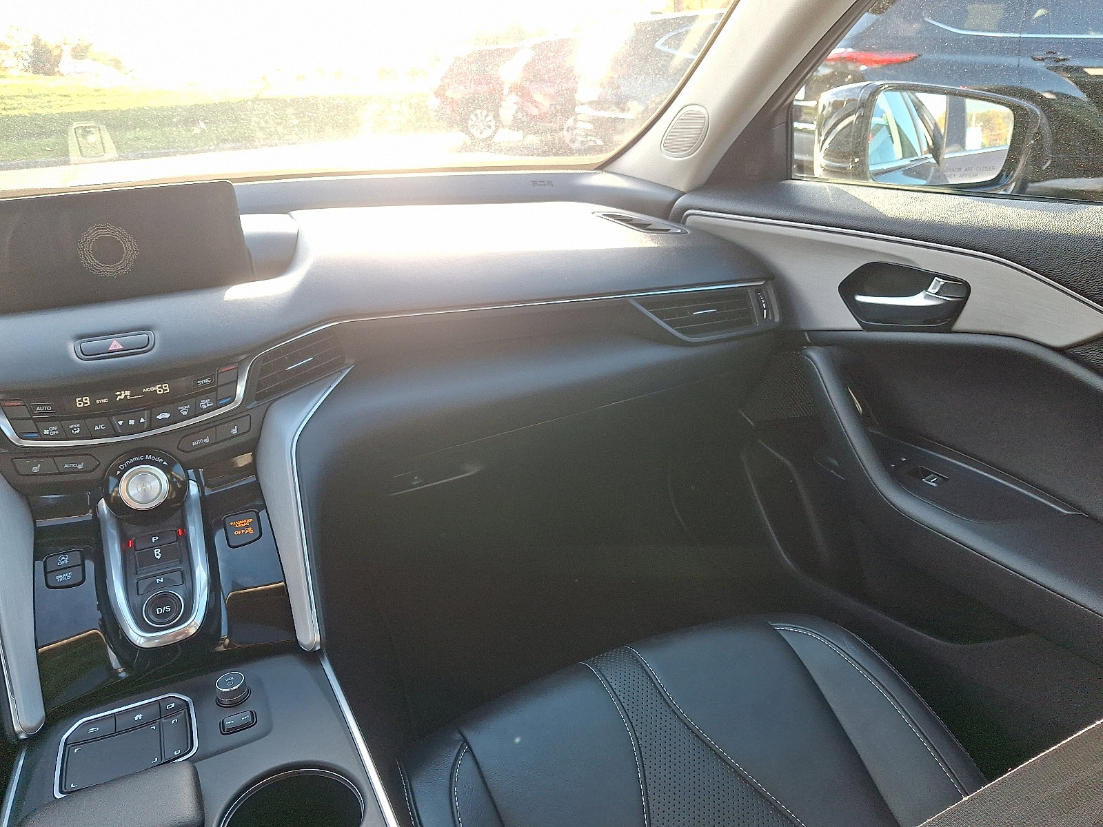 Used 2023 Acura TLX w/ Technology Package image 16