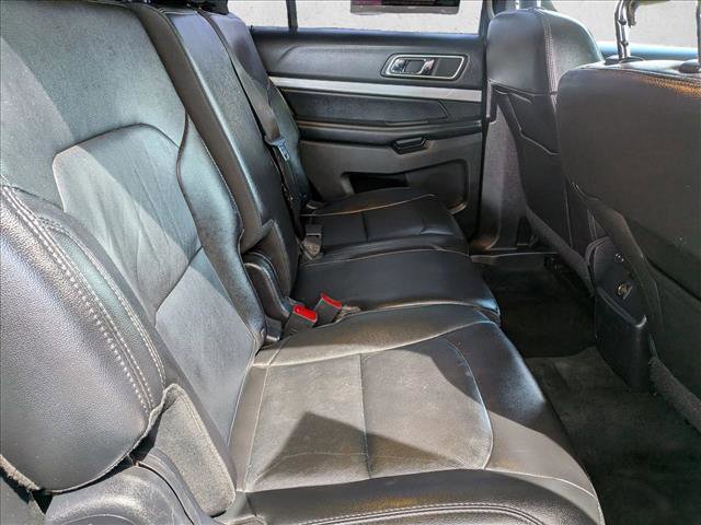Used 2016 Ford Explorer XLT w/ Equipment Group 202A AWD/4WD image 20
