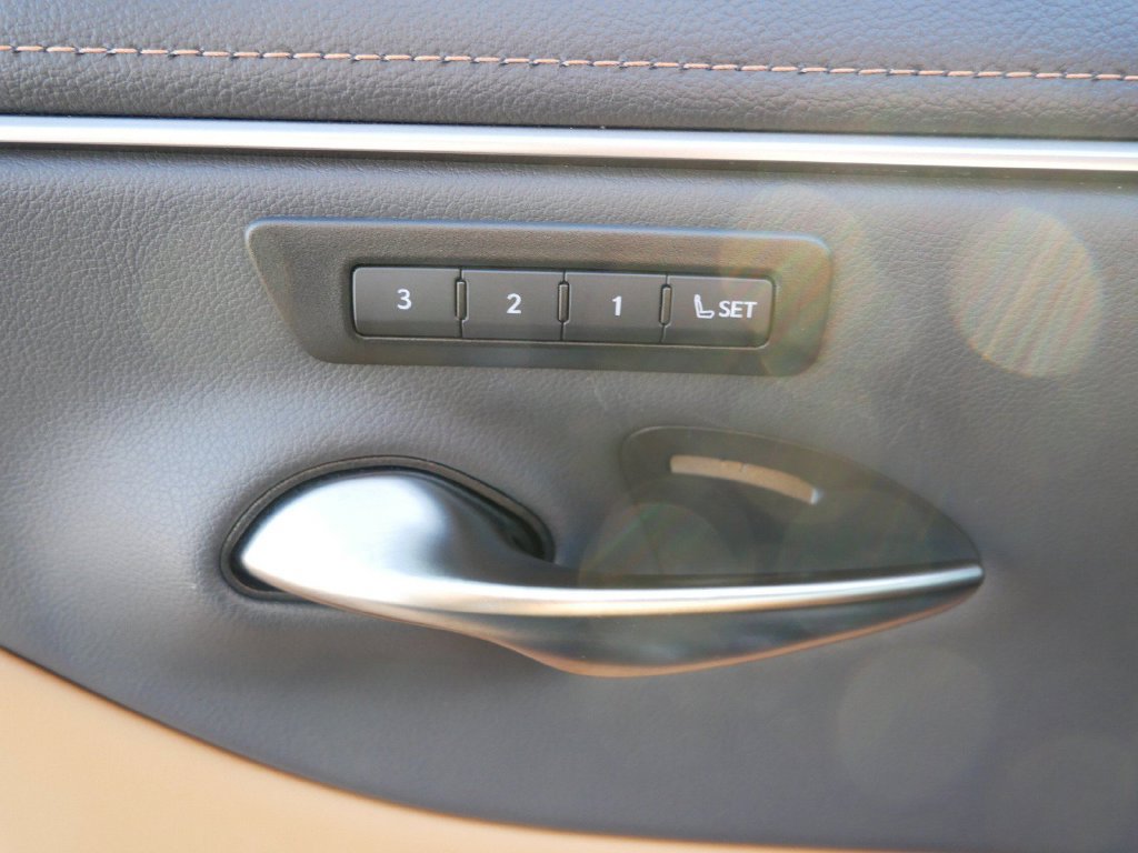 Certified 2025 Lexus ES 350 w/ Premium Package FWD image 16