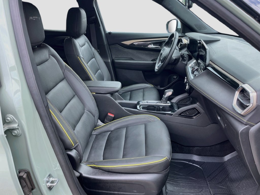 Used 2025 Chevrolet TrailBlazer ACTIV w/ Convenience Package FWD image 26