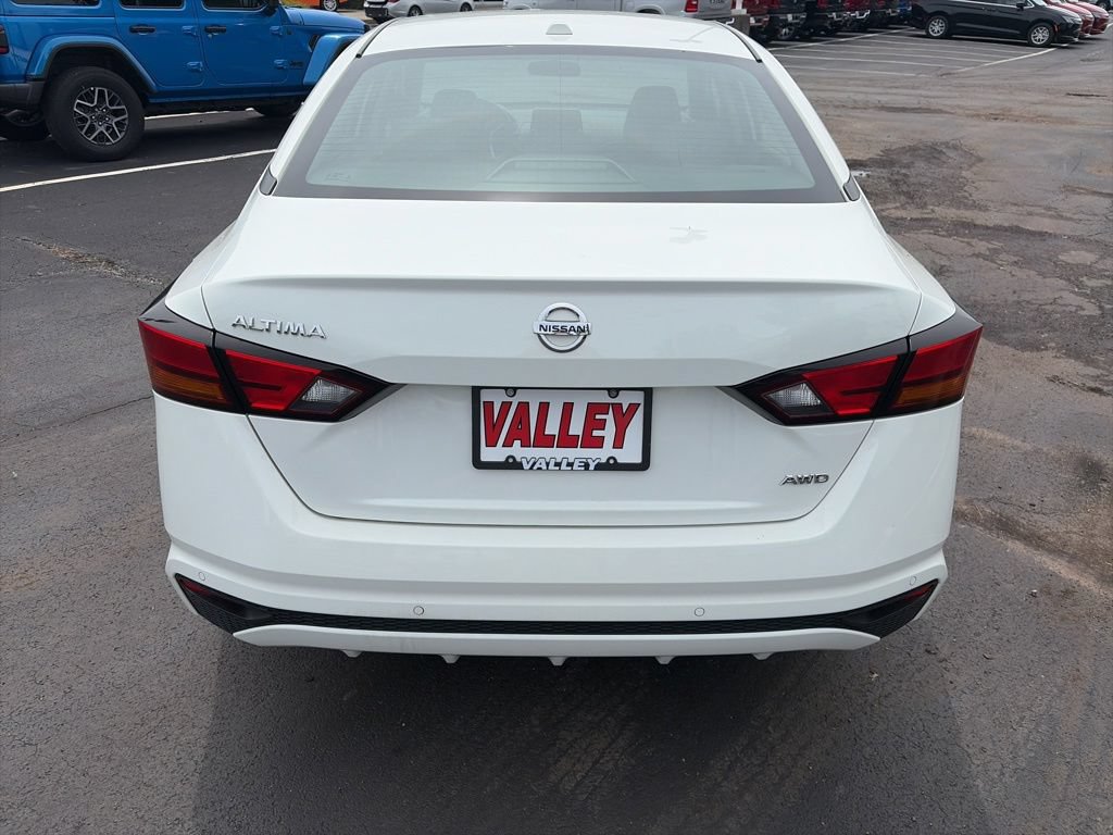Used 2022 Nissan Altima 2.5 AWD/4WD image 6