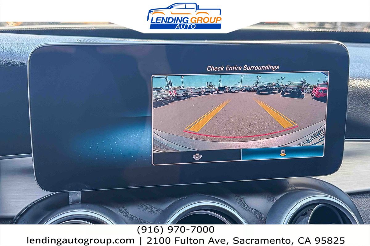 Used 2021 Mercedes-Benz C 300 Sedan image 23