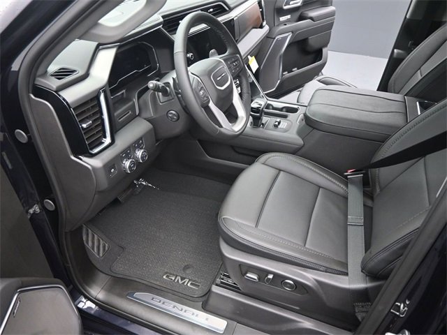New 2025 GMC Sierra 1500 Denali image 9