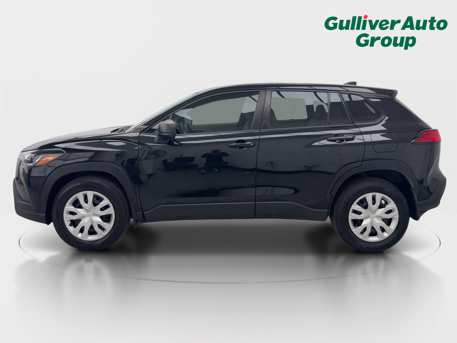 Used 2024 Toyota Corolla Cross L FWD image 3