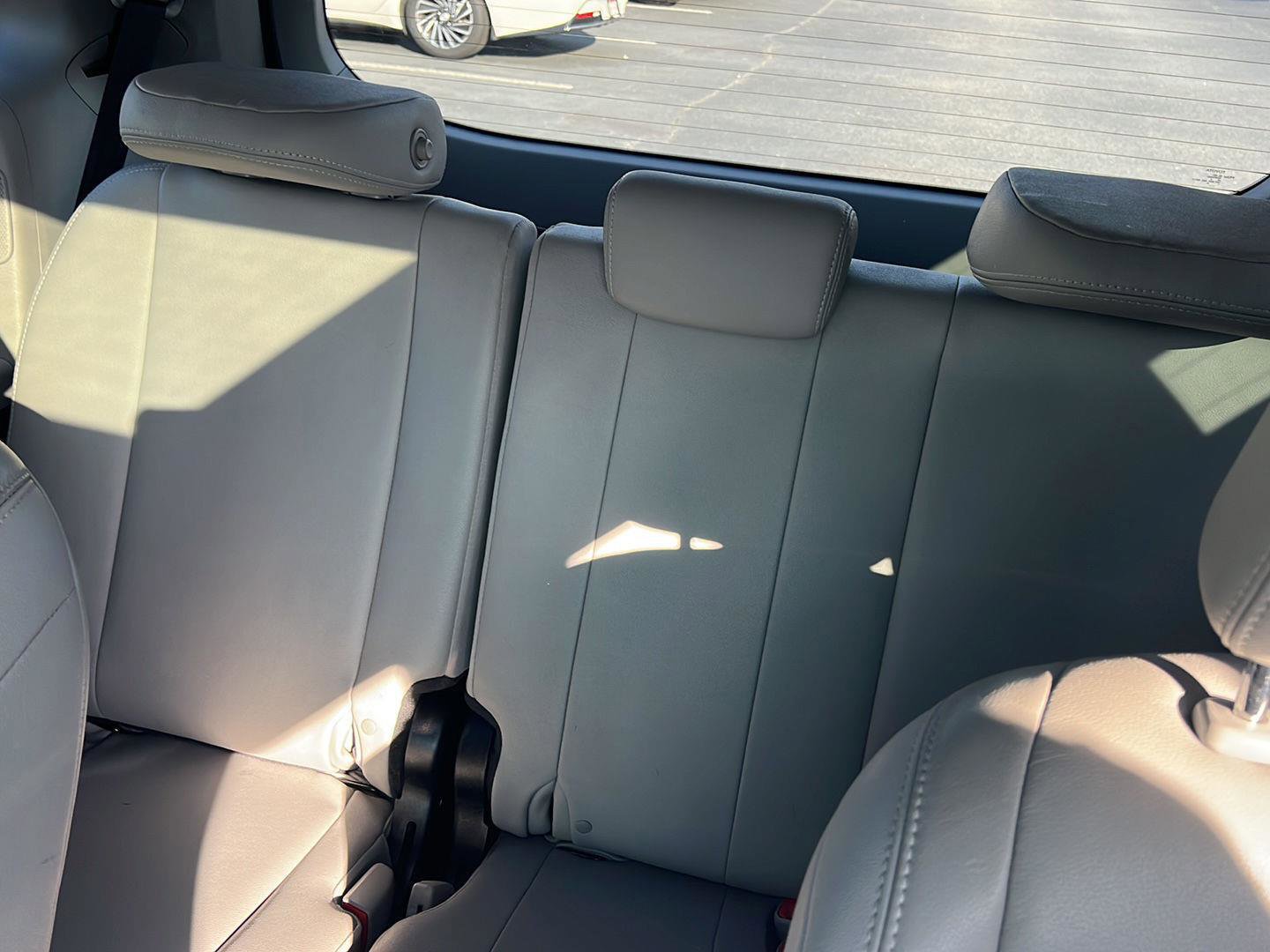 Used 2018 Toyota Sienna Limited Premium image 14