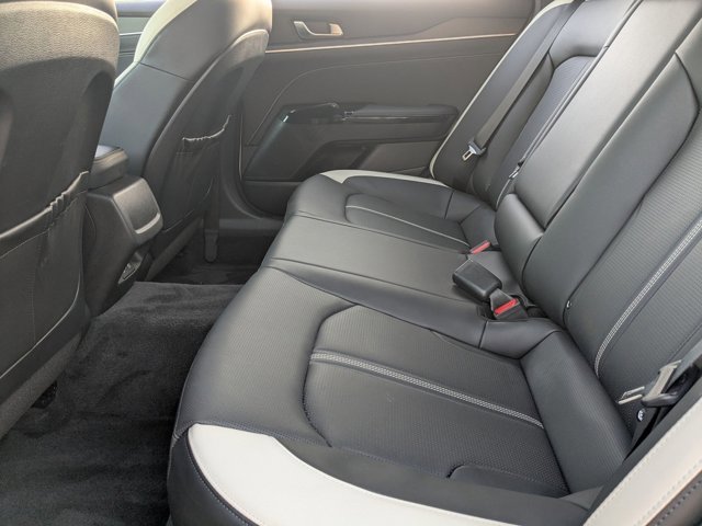 Used 2025 Kia K5 GT-Line image 17