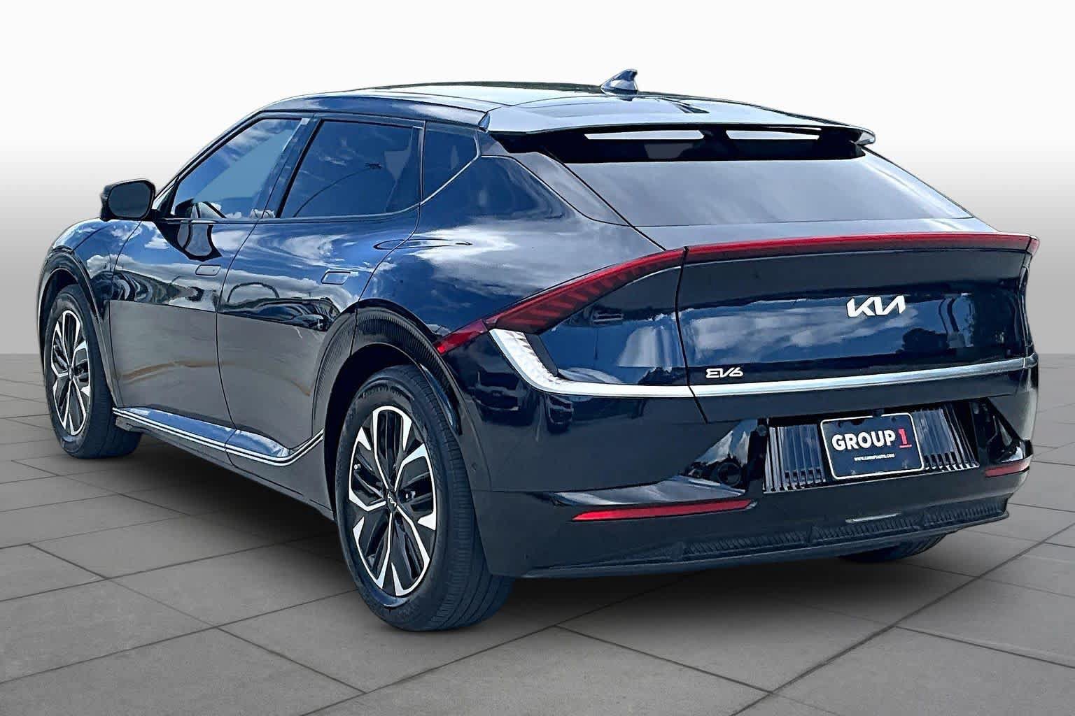 Certified 2023 Kia EV6 Wind w/ Wind Technology Package RWD image 10