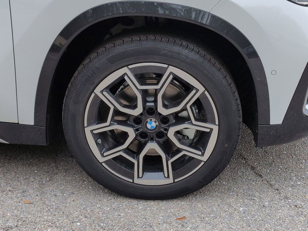New 2026 BMW X1 xDrive28i w/ Convenience Package image 11