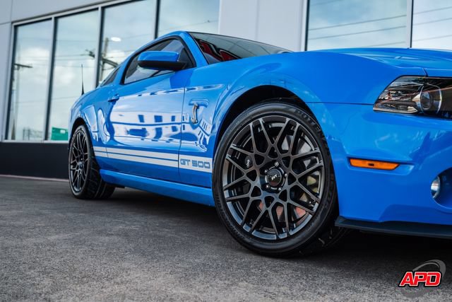 Used 2013 Ford Mustang Shelby GT500 RWD image 24